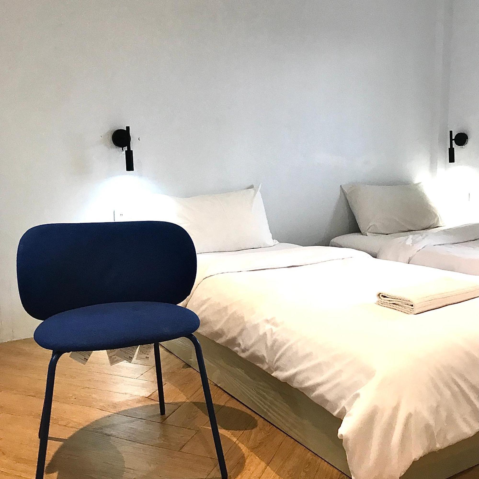 Beige Poshtels + Netflix Hostel Bangkok Exterior photo